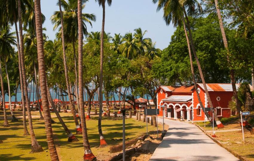 Ross Island: The Abandoned British Headquarters